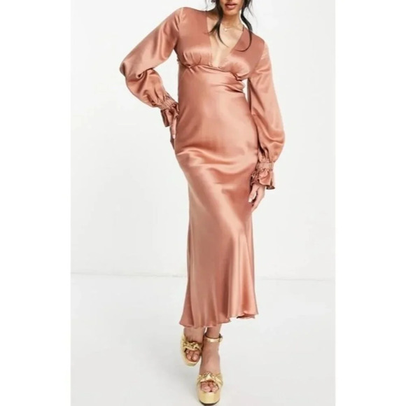 ASOS Dresses & Skirts - ASOS Side Cut Out Open Back Long Sleeve Champagne Mauve Silky Dress Size 6